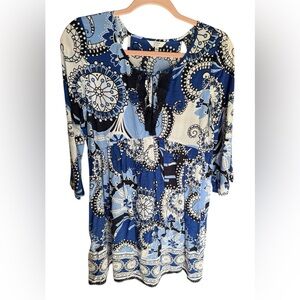 Crown & Ivy Blue and White Long Sleeve Dress